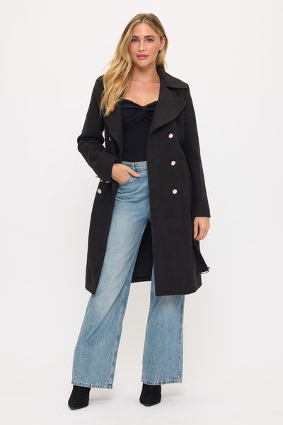 Abrigo con doble botonadura