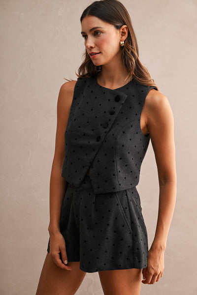 Short lunares