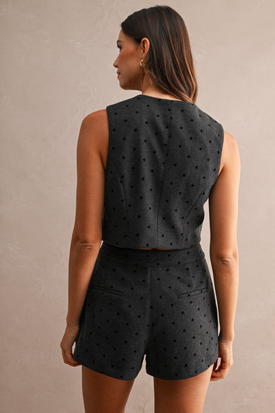 Short lunares