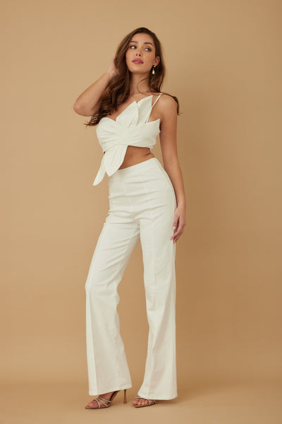 Blusa strapless asimetrica