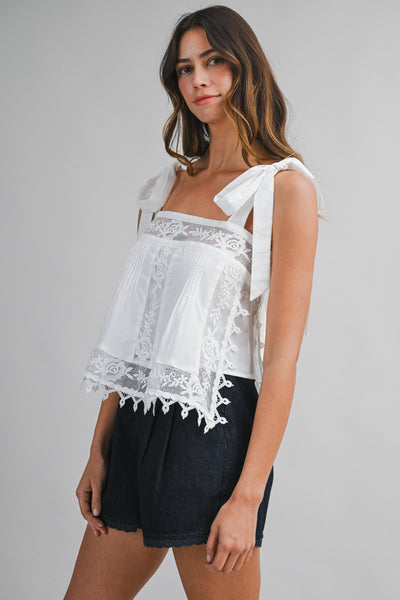 Blusa  tirantes con encaje