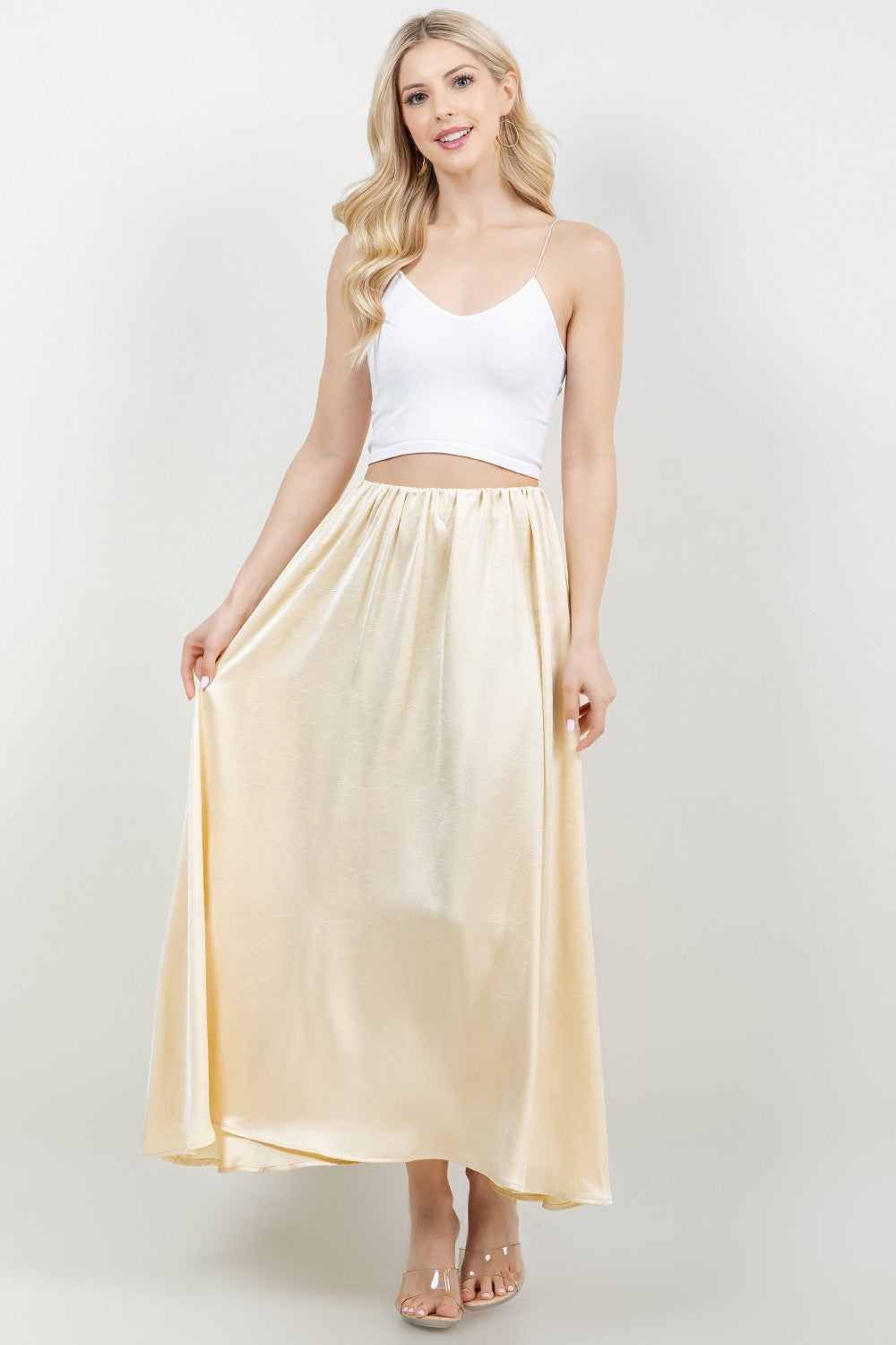 Falda larga de satin