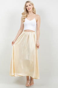 Falda larga de satin