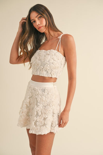 Falda  mini aplicación floral