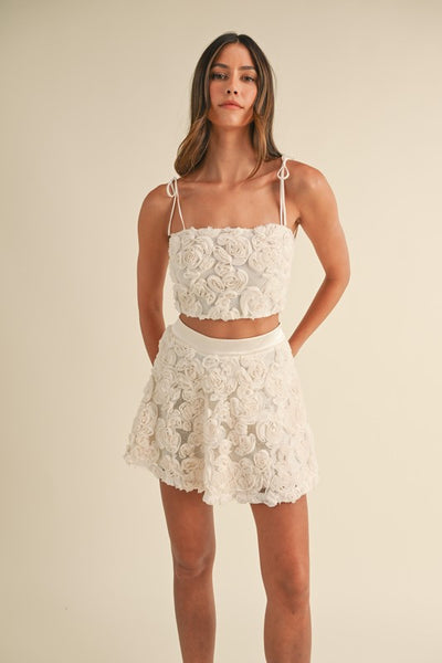 Falda  mini aplicación floral