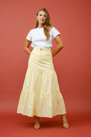 Falda maxi corte