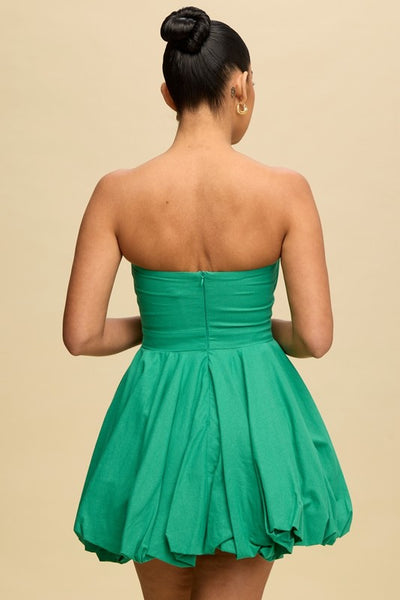 Vestido strapless globo