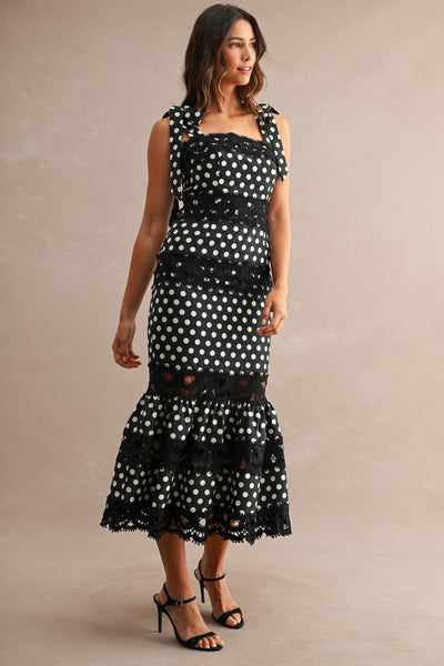 Vestido midi con corte sirena