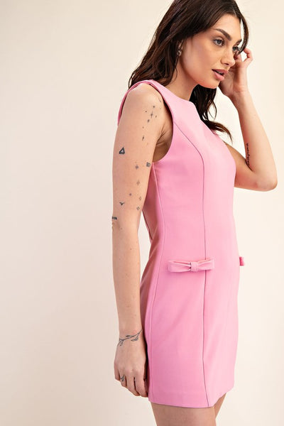 Vestido mini sin manga bolsas al frente